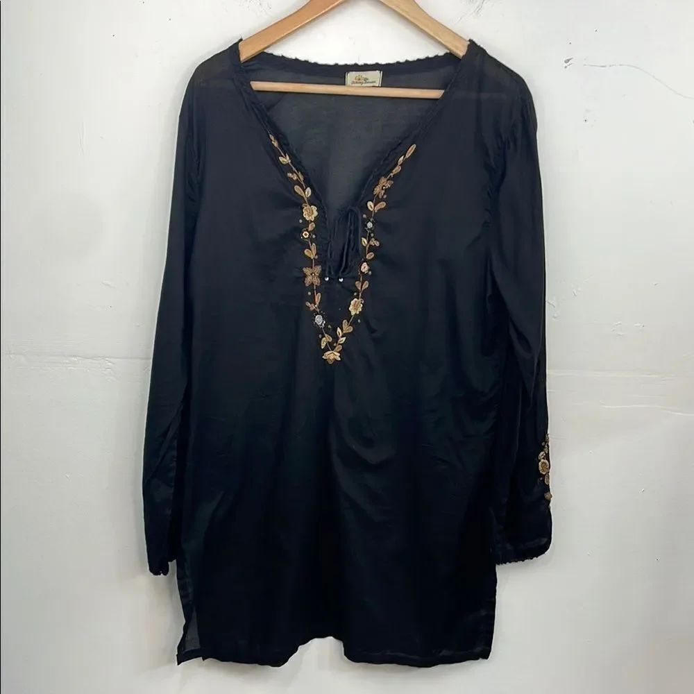 Tommy Bahamas Embroidered Black Tunic Top semi sheer boho size Medium Cotton